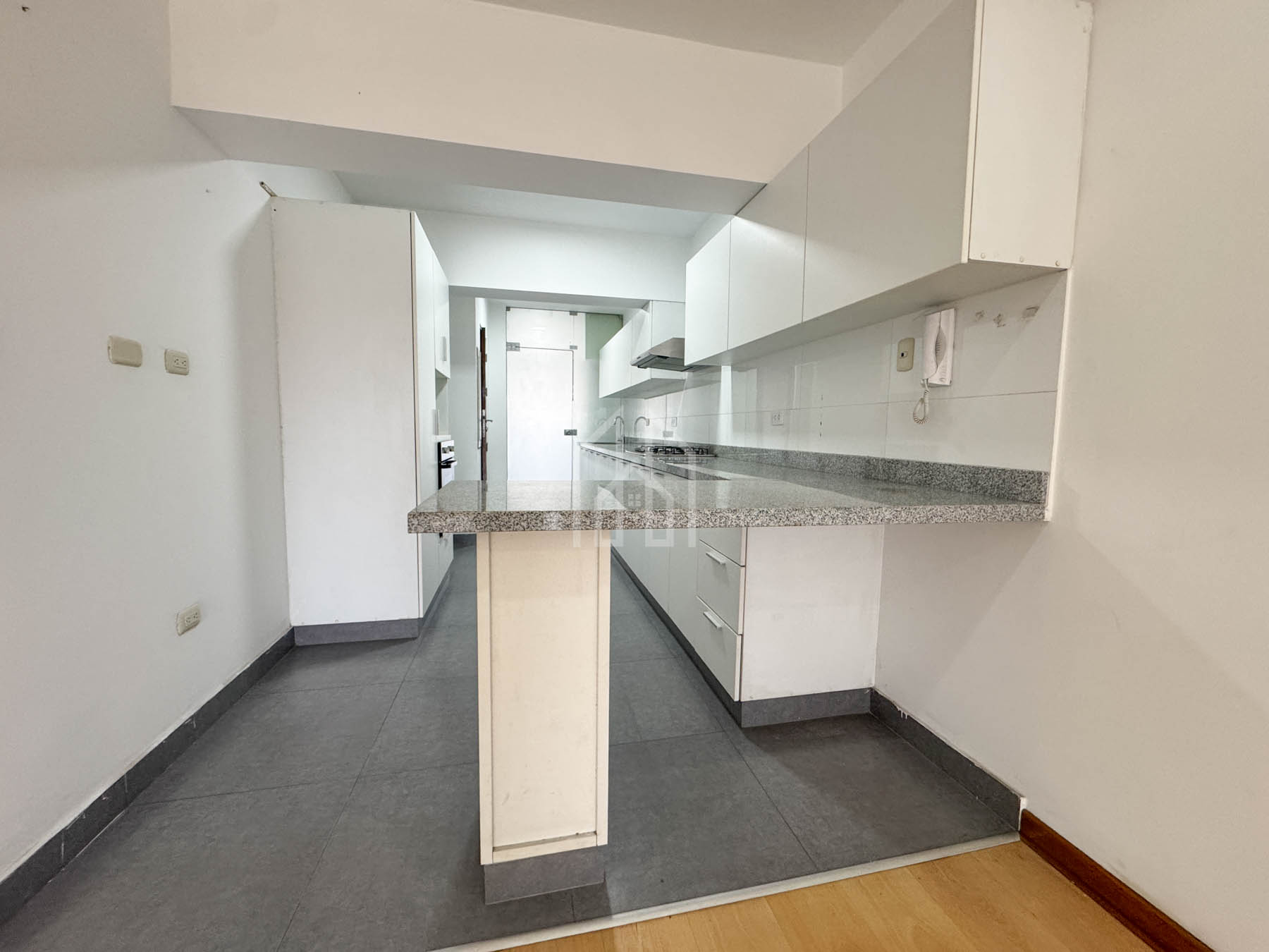 departamento en venta malecon de la reserva-5