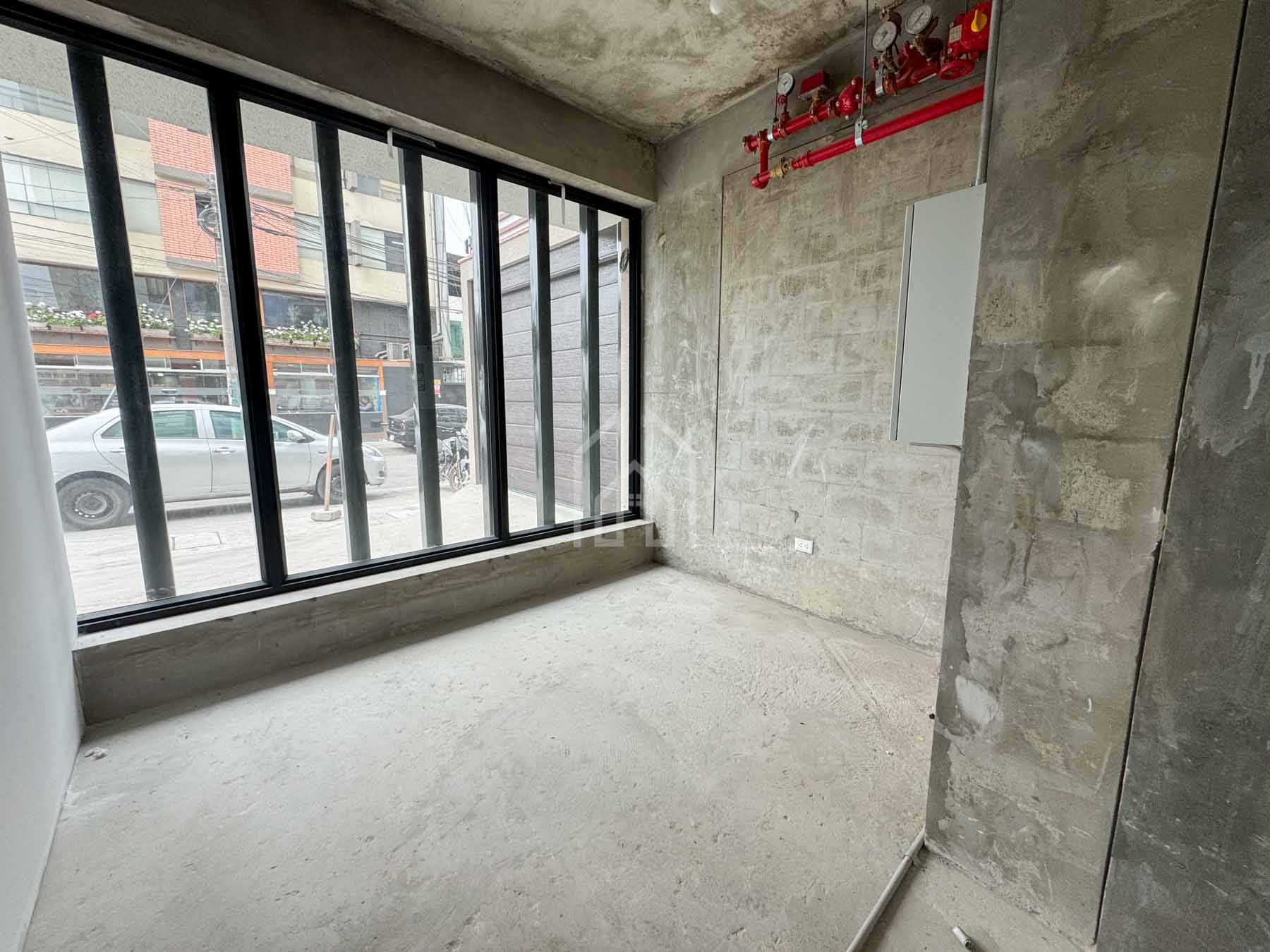 local comercial en alquilerla victoria arriola-12