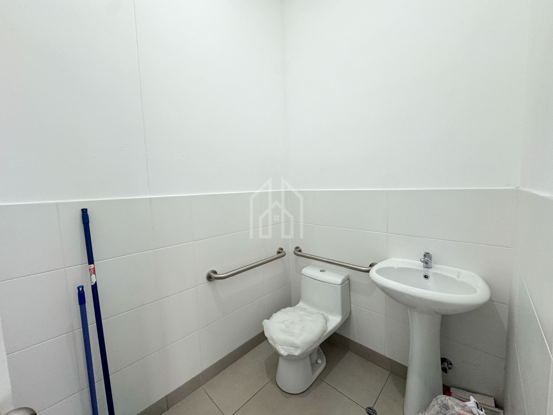 local comercial en alquilerla victoria arriola-14