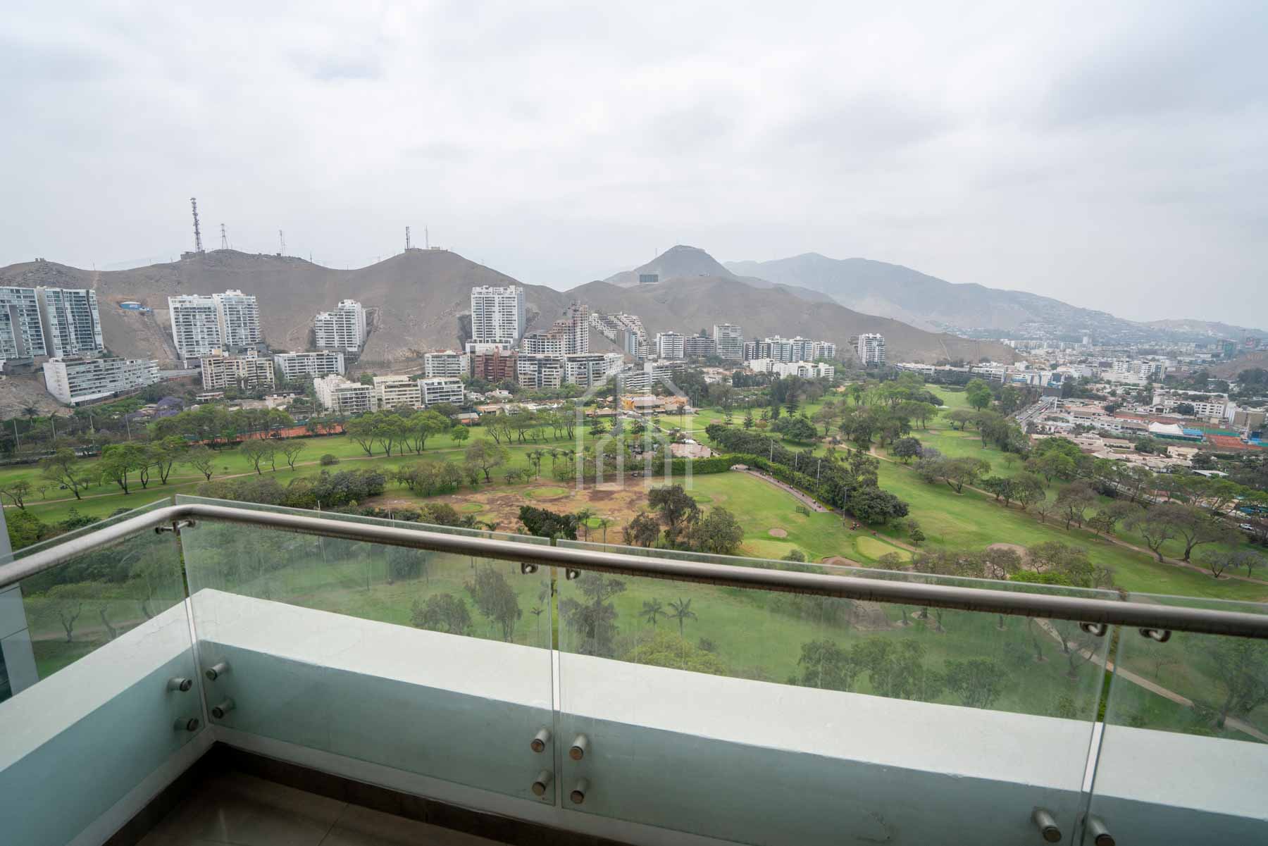 departamento en venta edificio moon surco golf los incas-2