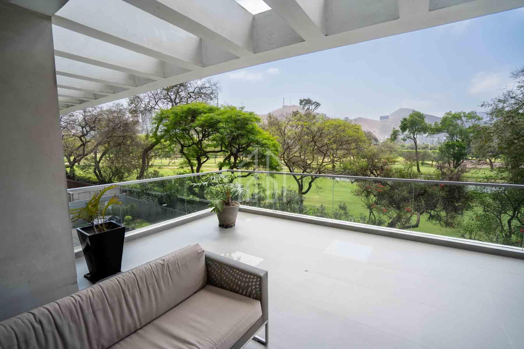 departamento en venta edificio moon surco golf los incas-7