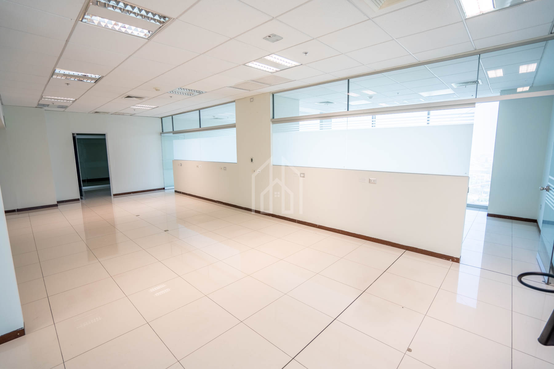 oficina en venta capital golf los incas-30