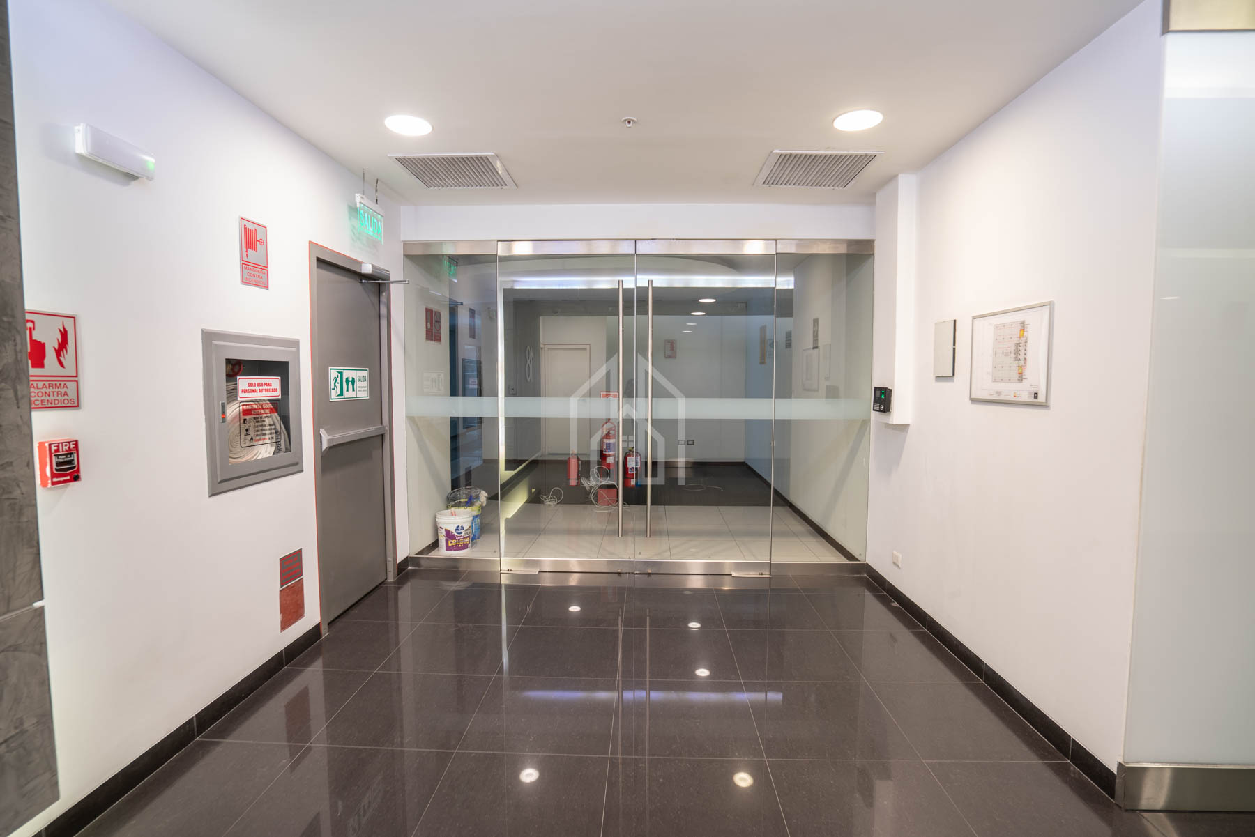 oficina en venta capital golf los incas-41