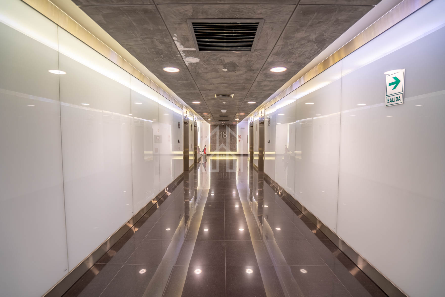 oficina en venta capital golf los incas-42