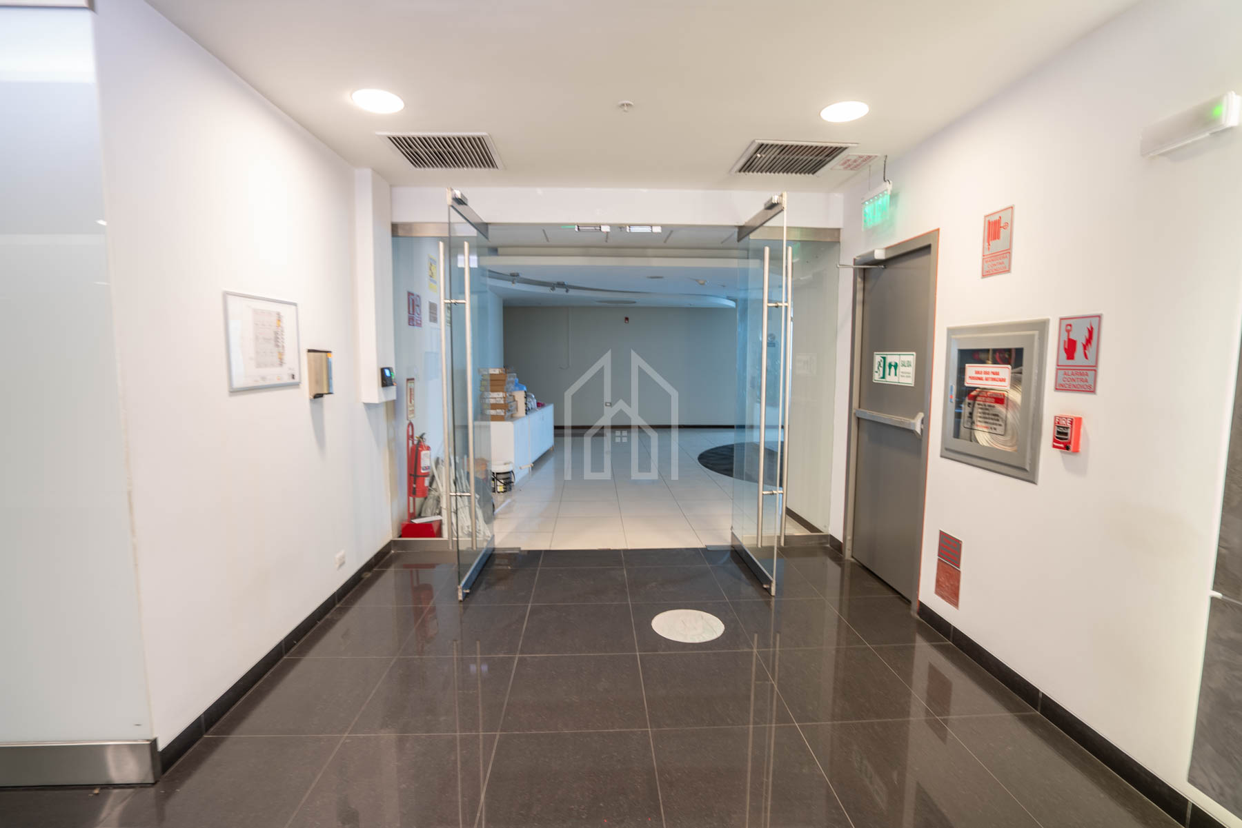 oficina en venta capital golf los incas-5