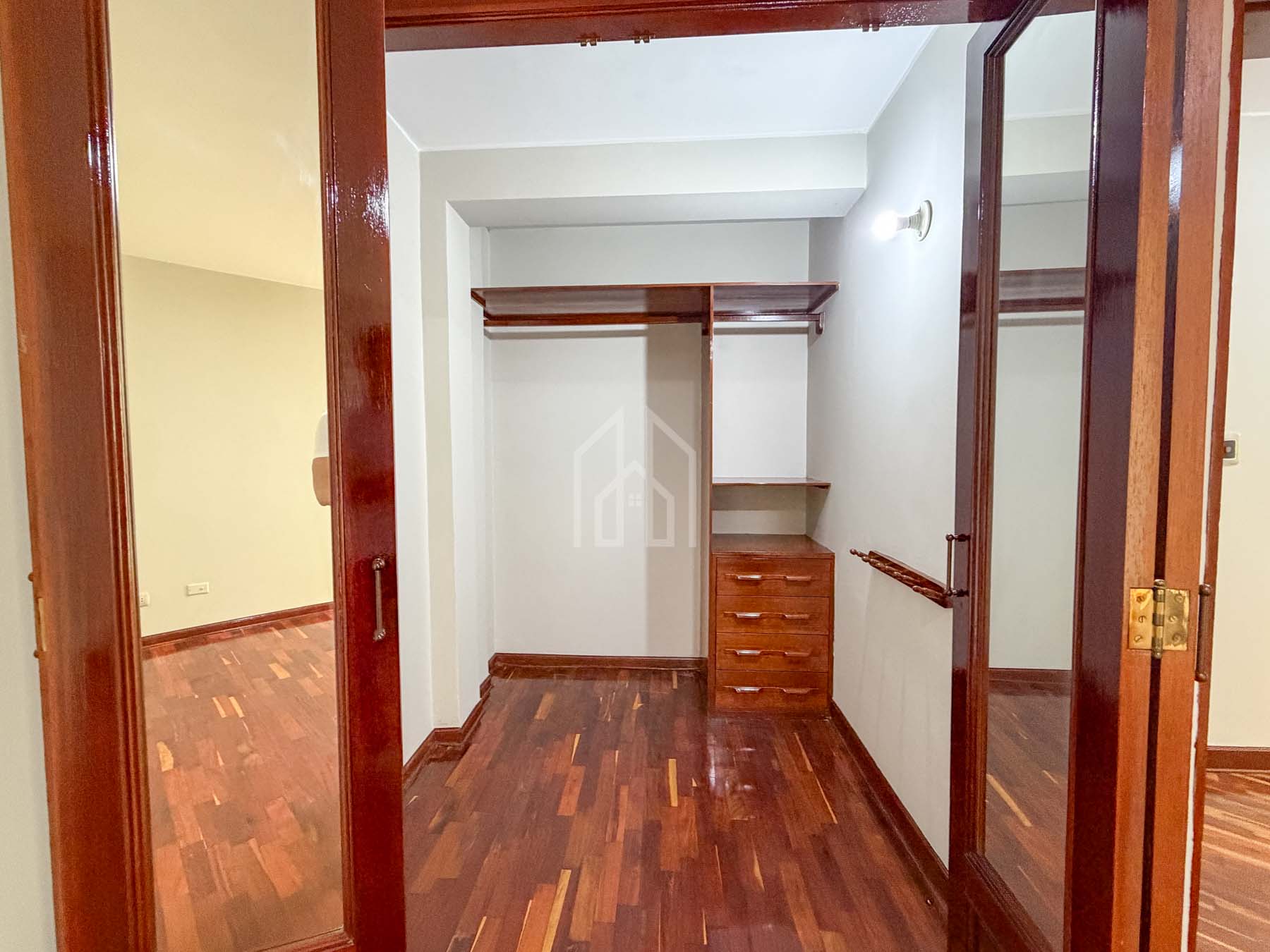 Departamento en alquiler Santiago de surco gardenias-14