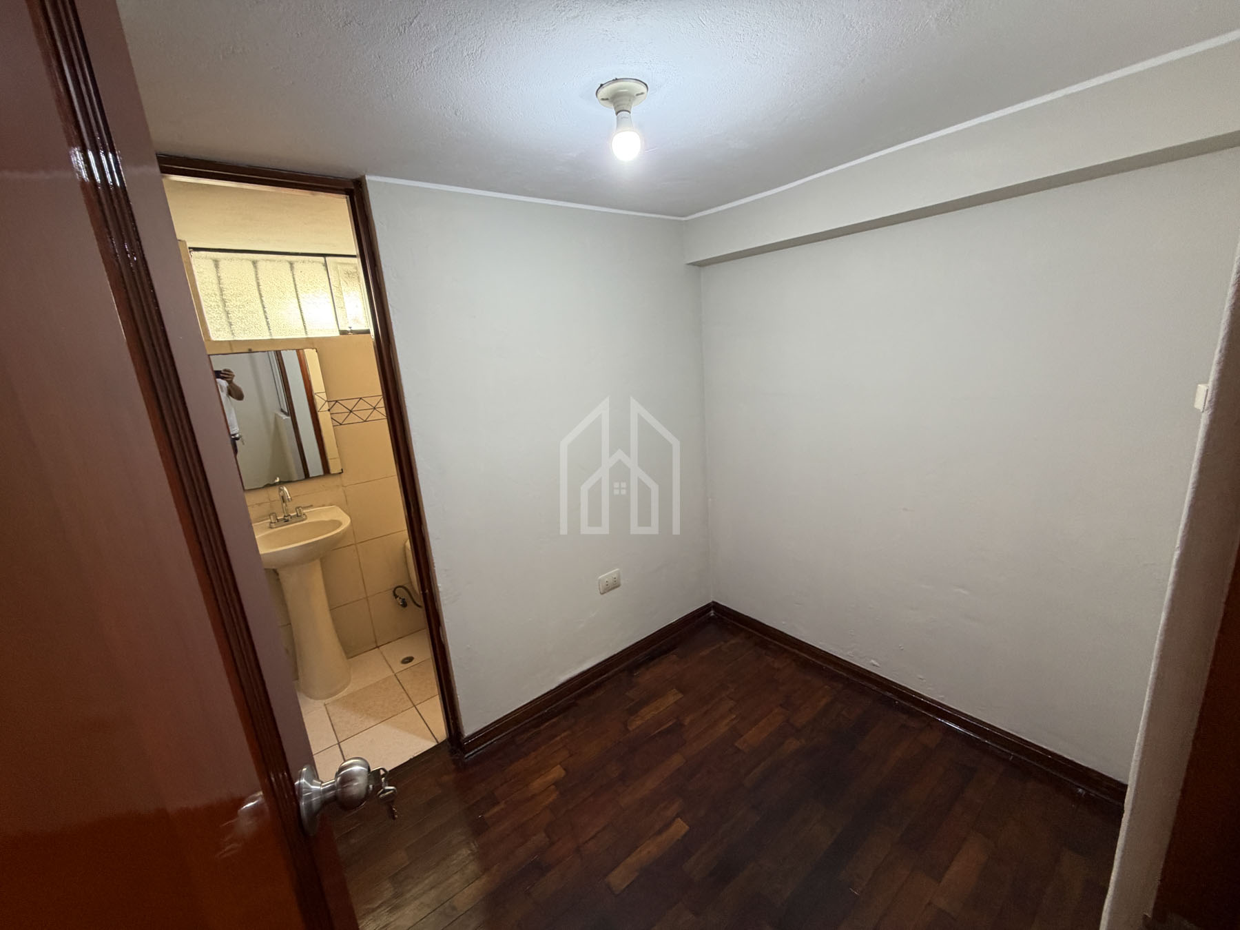 Departamento en alquiler Santiago de surco gardenias-25