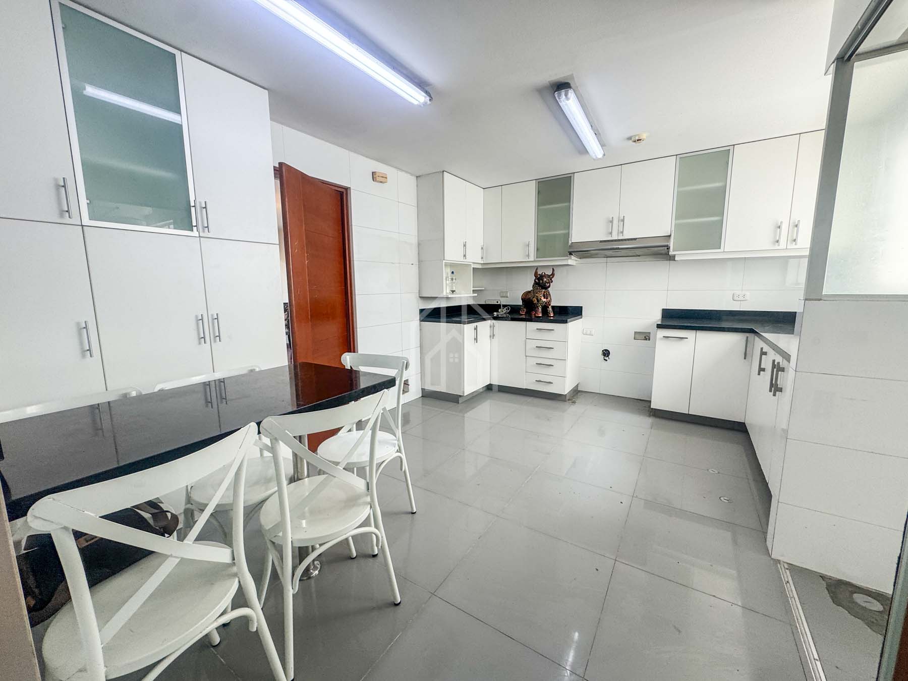 departamento en alquiler venta surco vivanco-26