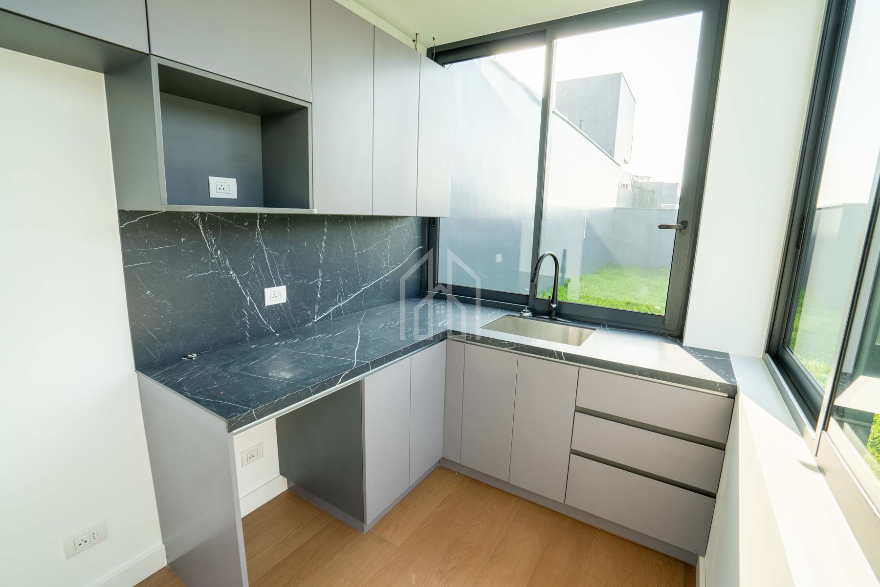 departamento en venta departamento penthouse golf san isidro-11