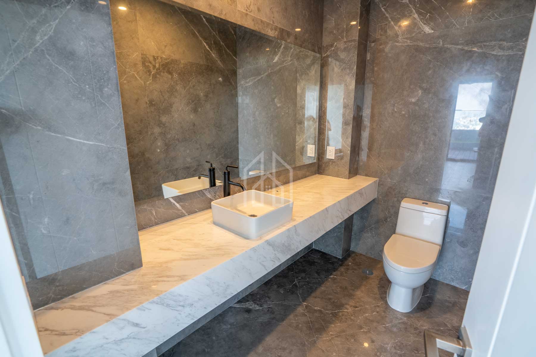 departamento en venta departamento penthouse golf san isidro-12