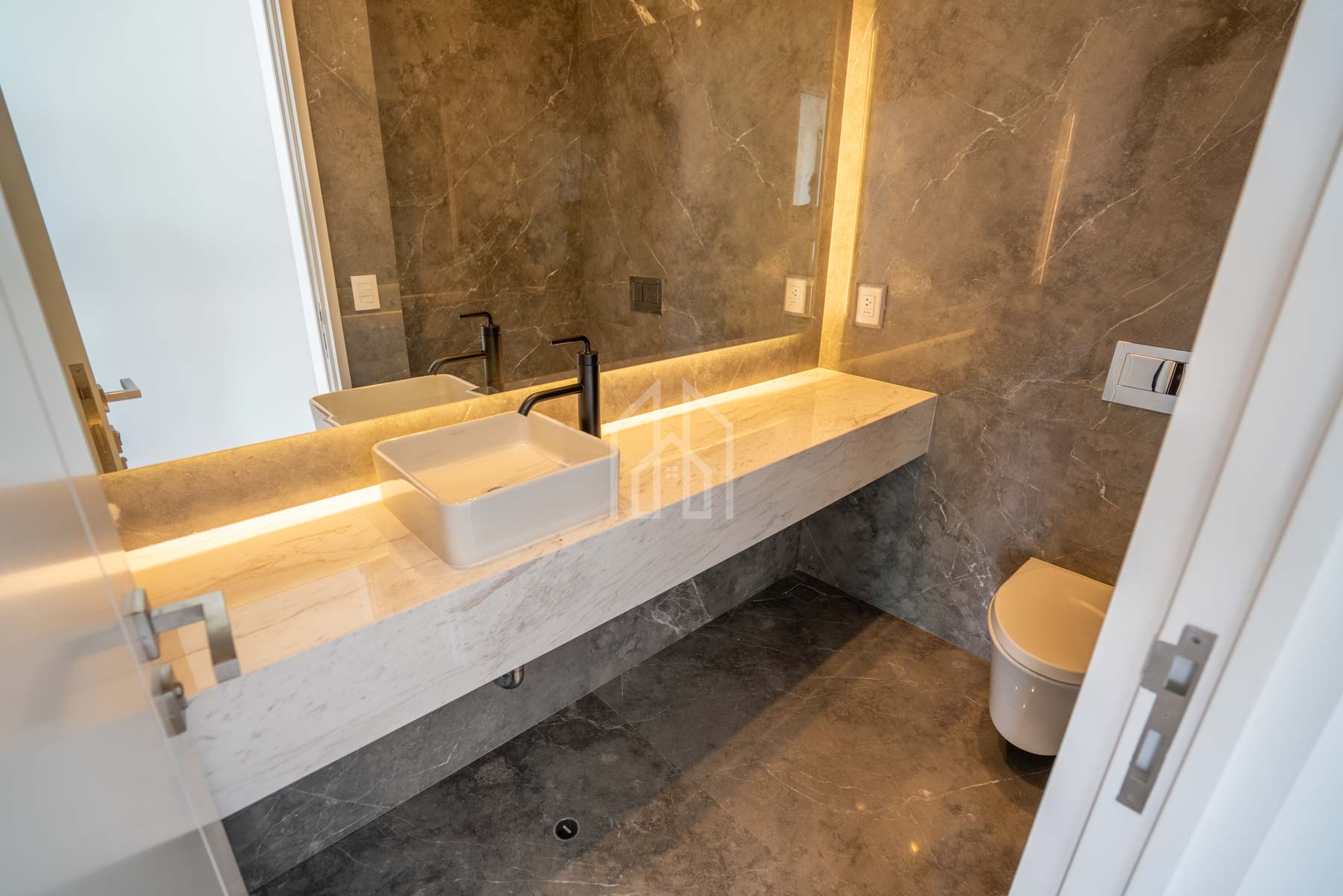 departamento en venta departamento penthouse golf san isidro-17