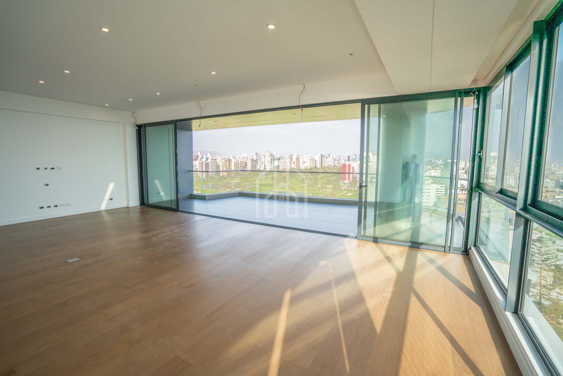 departamento en venta departamento penthouse golf san isidro-18