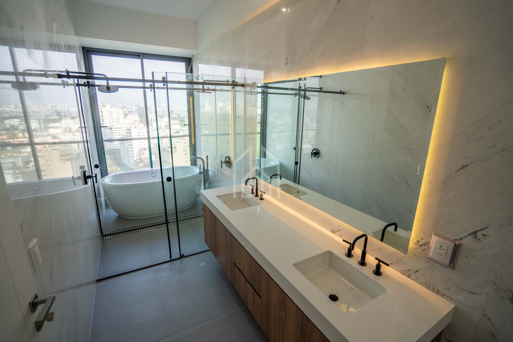 departamento en venta departamento penthouse golf san isidro-26