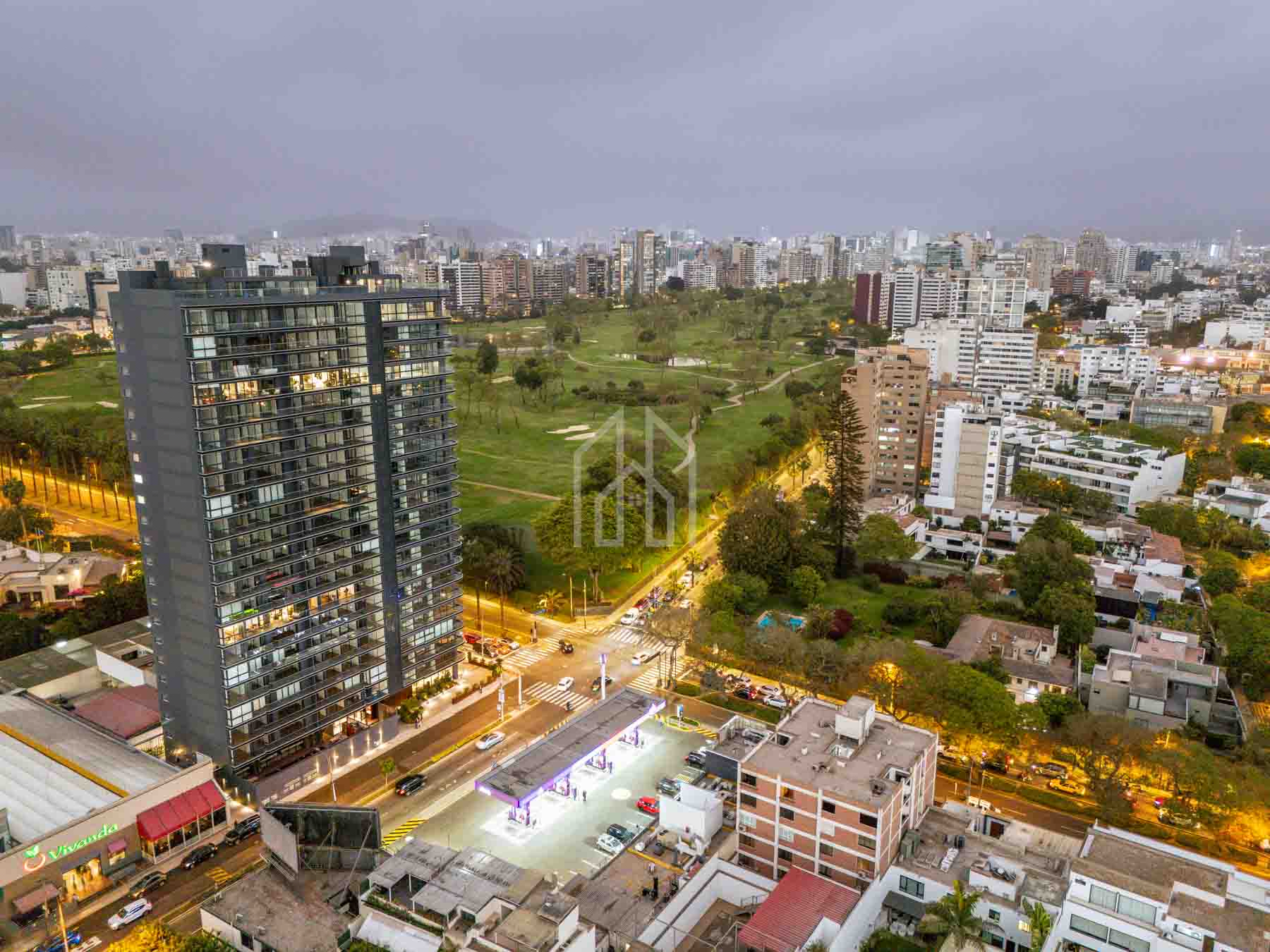 departamento en venta departamento penthouse golf san isidro-48