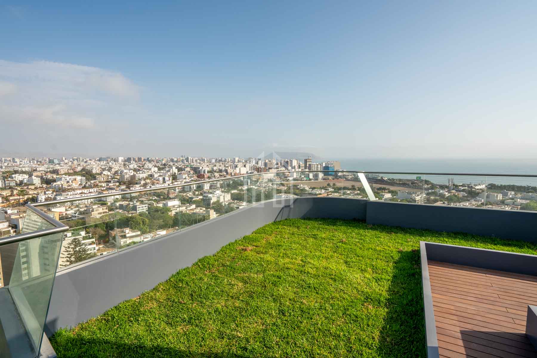 departamento en venta departamento penthouse golf san isidro-8