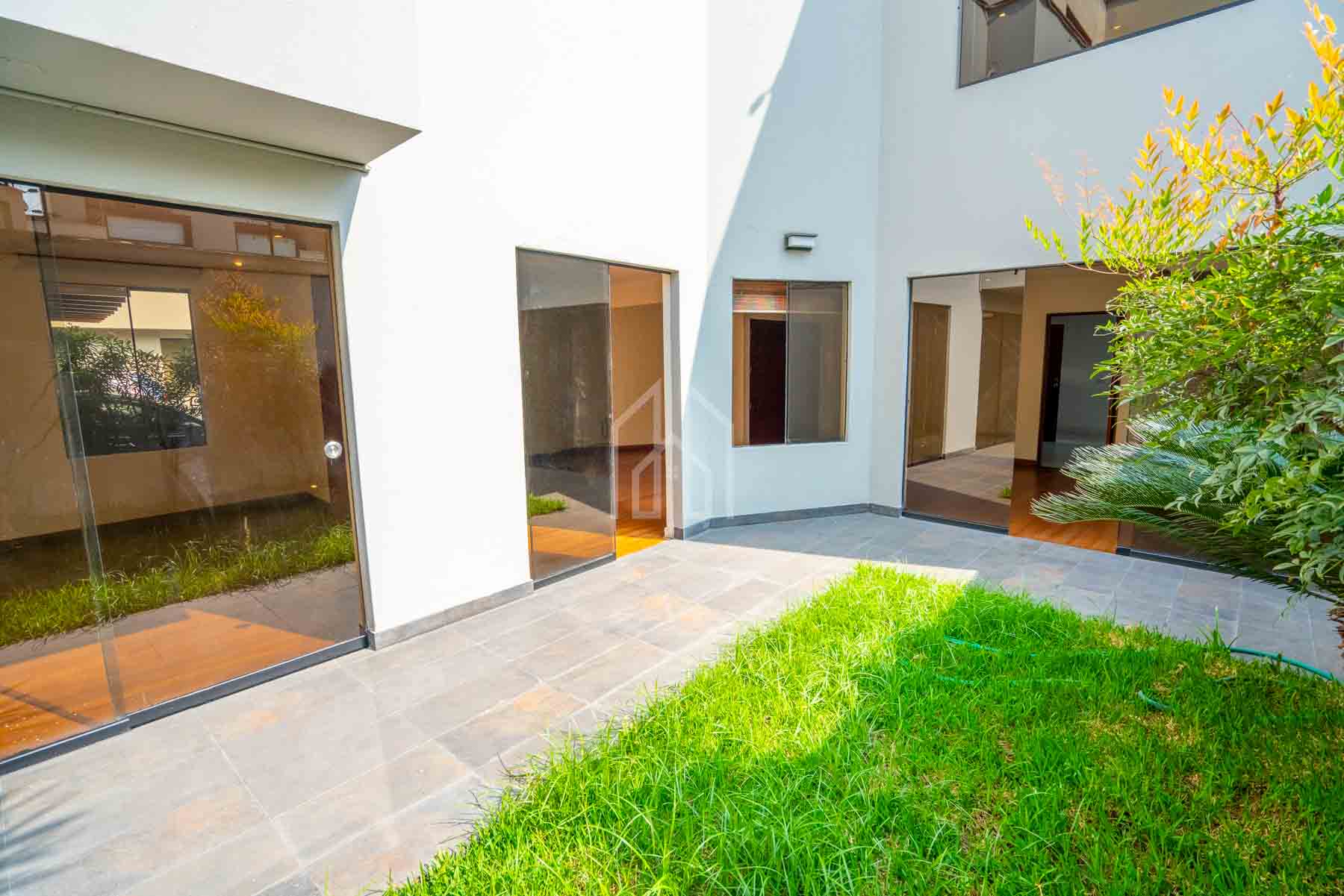 casa en condominio en venta tres marias surco-13