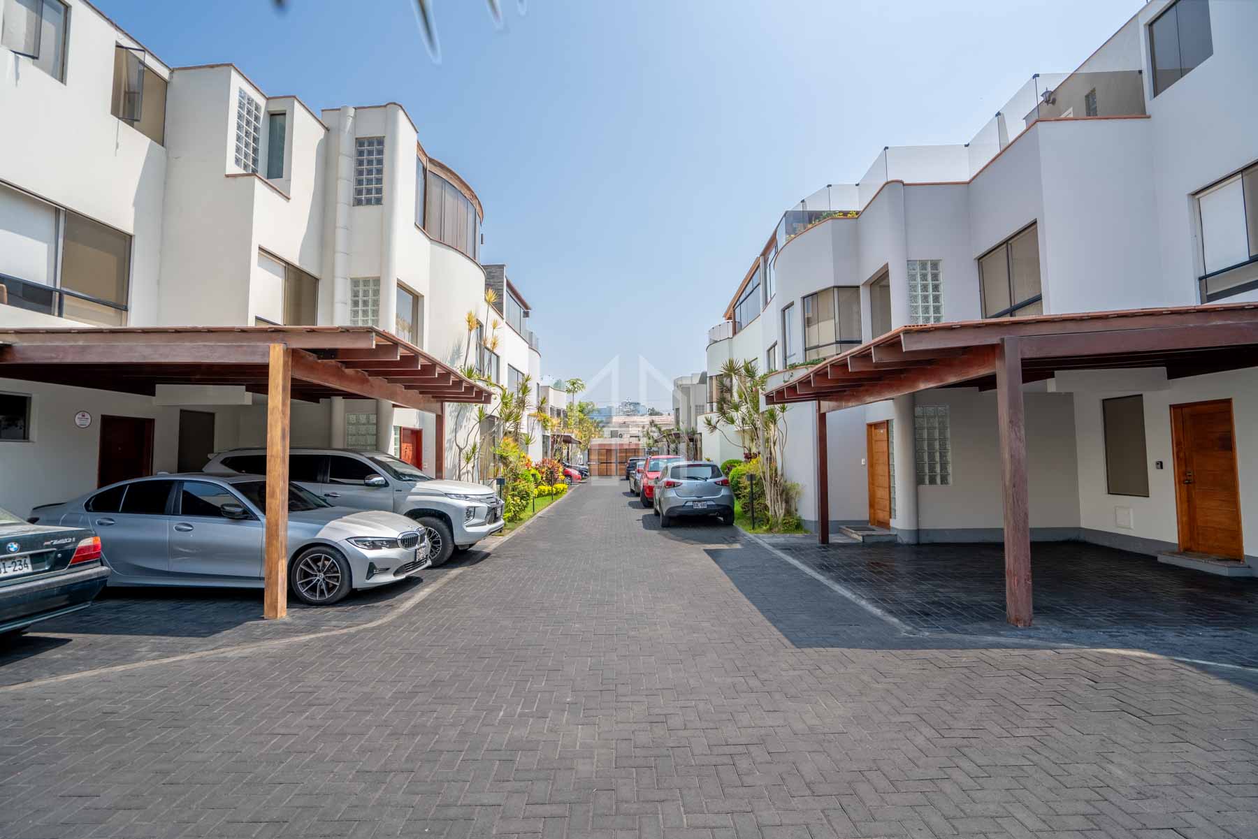 casa en condominio en venta tres marias surco-4