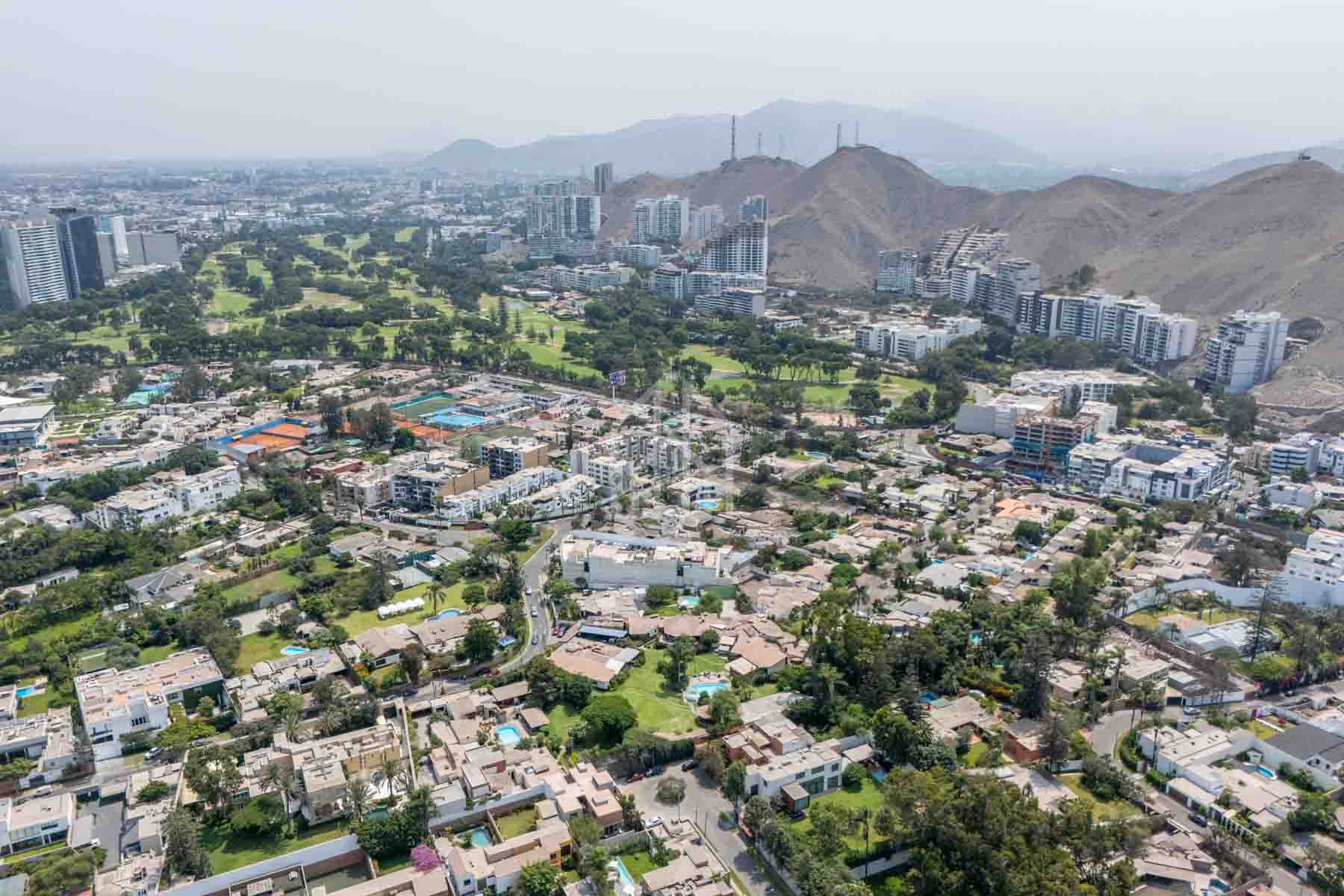 casa en condominio en venta tres marias surco-44