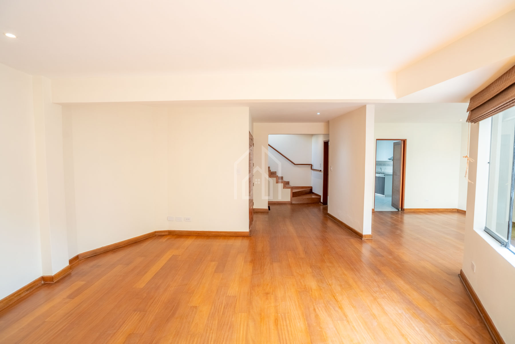 casa en condominio en venta tres marias surco-9