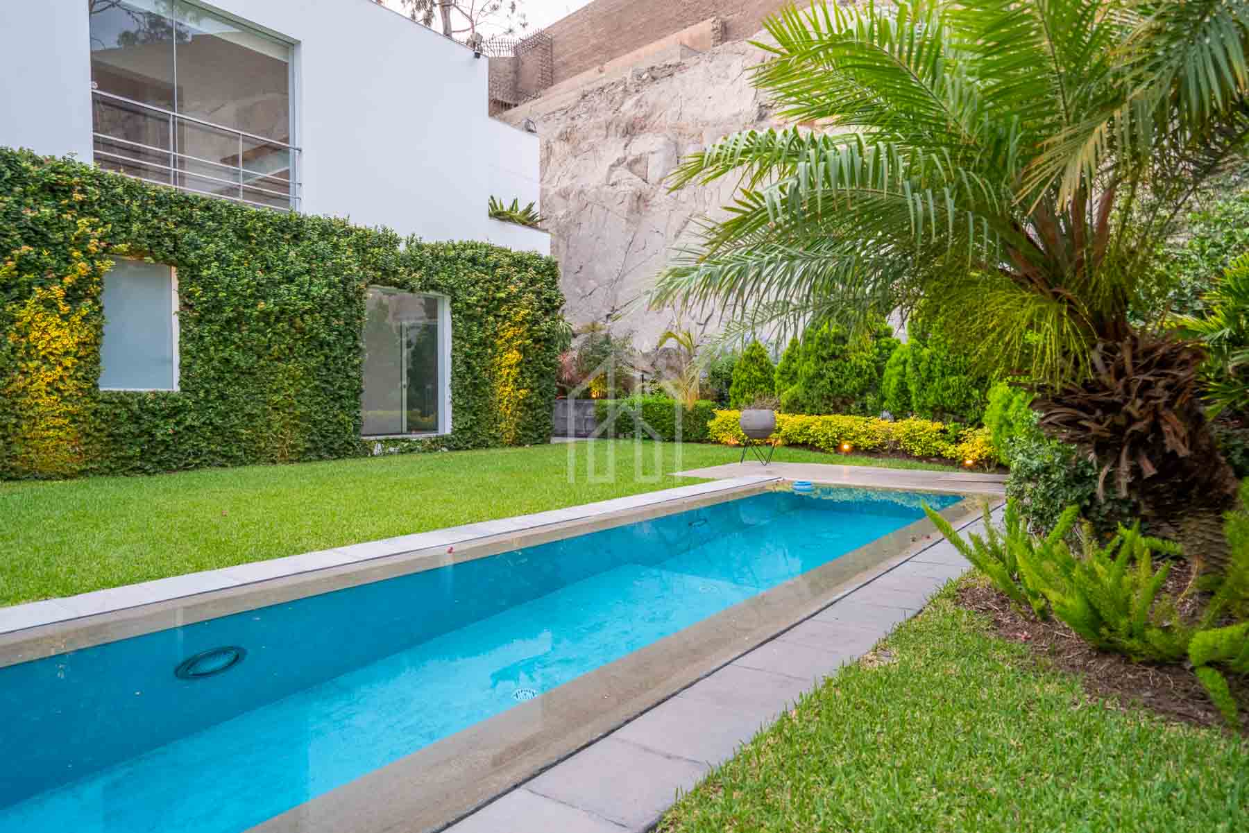 casa en venta en la planicie en condominio-5