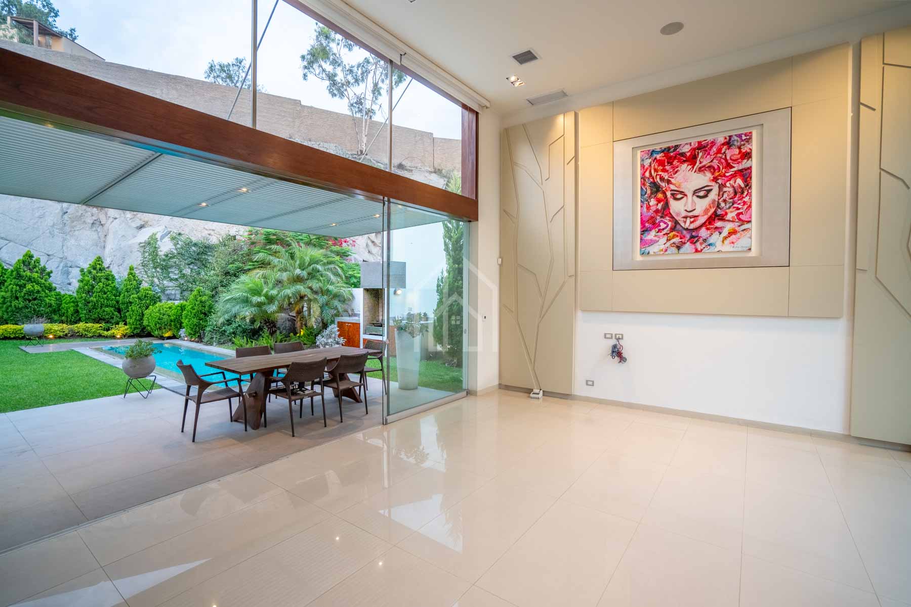 casa en venta en la planicie en condominio-8