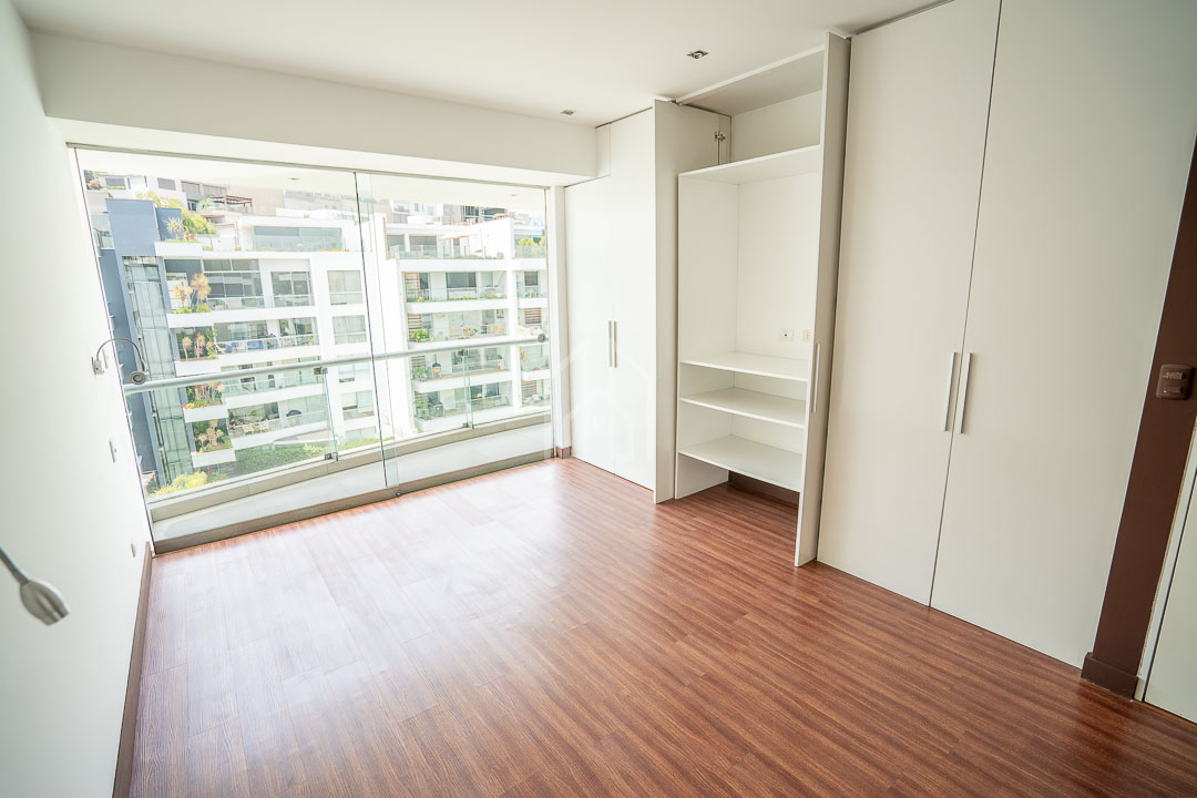 departamento en venta en surco golf los incas-13