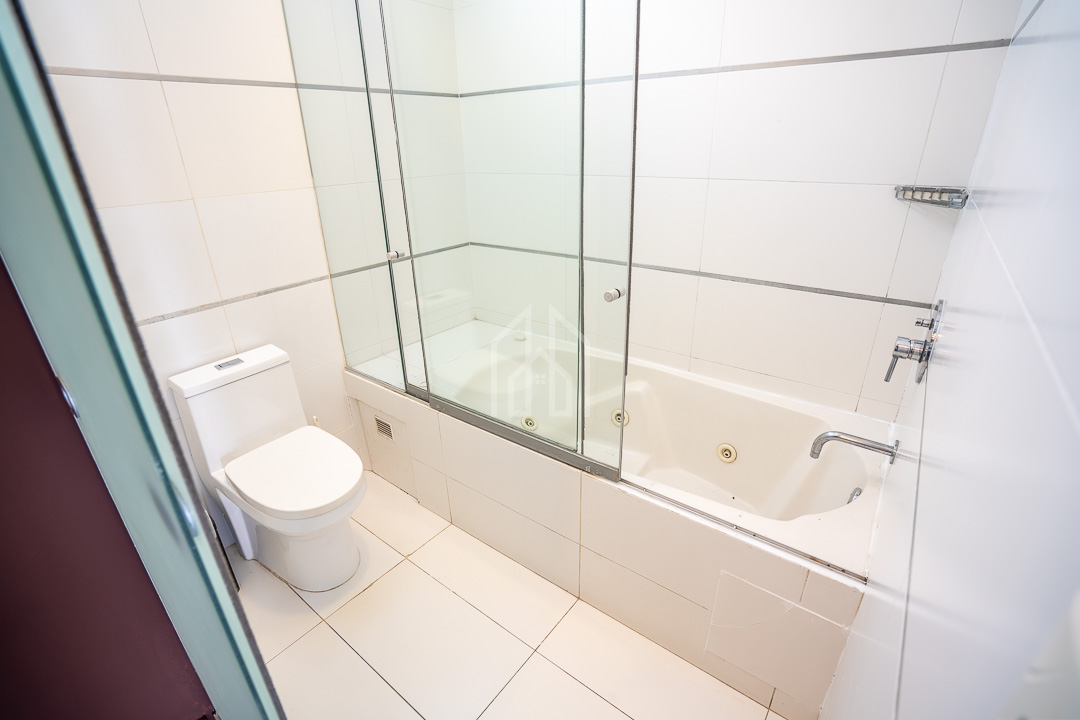 departamento en venta en surco golf los incas-18