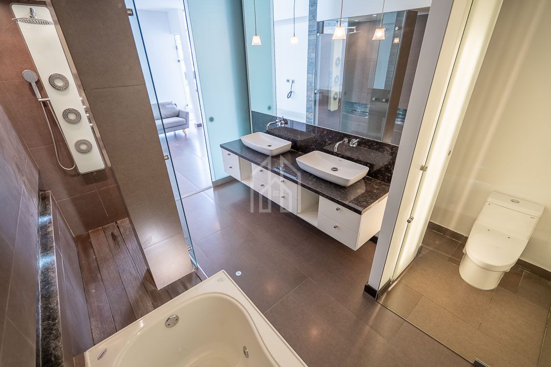 departamento en venta en surco golf los incas-29