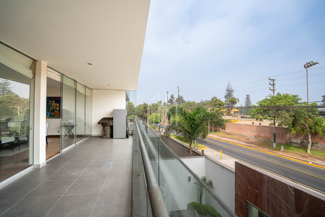 departamento en venta en surco golf los incas-11