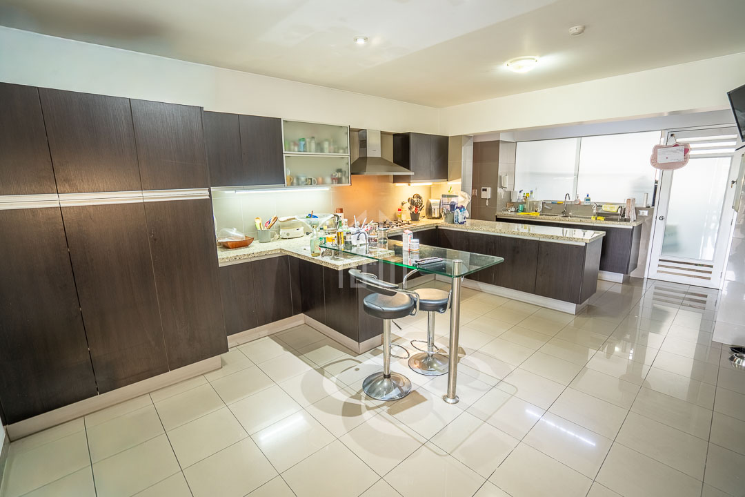departamento en venta en surco golf los incas-19