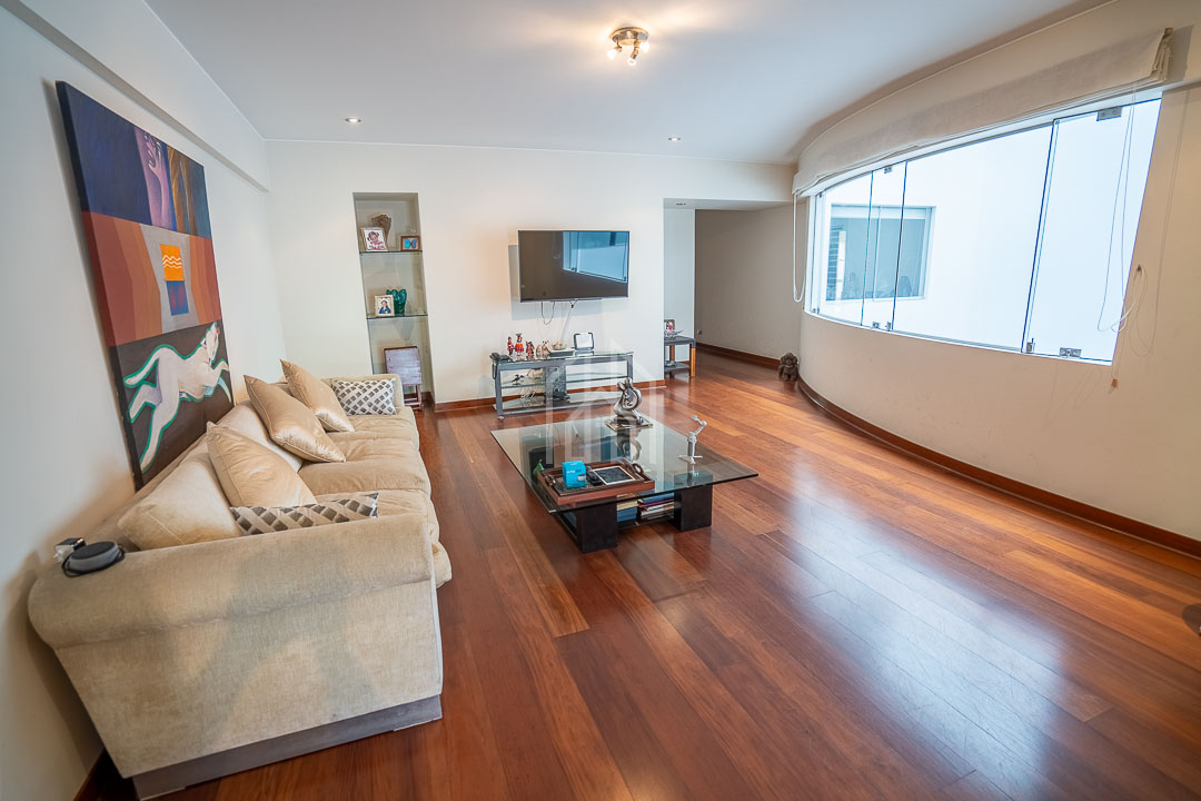 departamento en venta en surco golf los incas-22