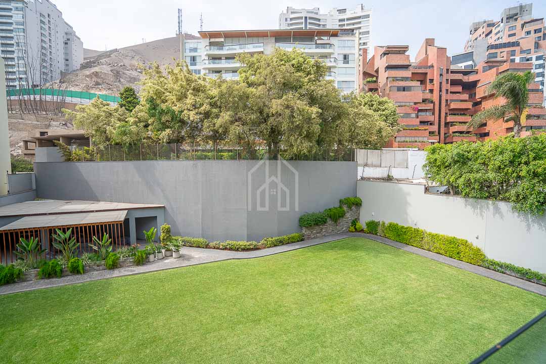 departamento en venta en surco golf los incas-39
