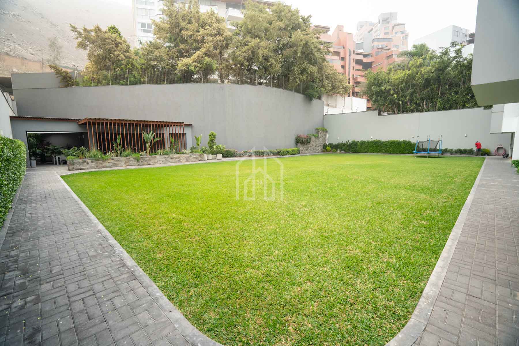 departamento en venta golf los incas cuadra 8-3