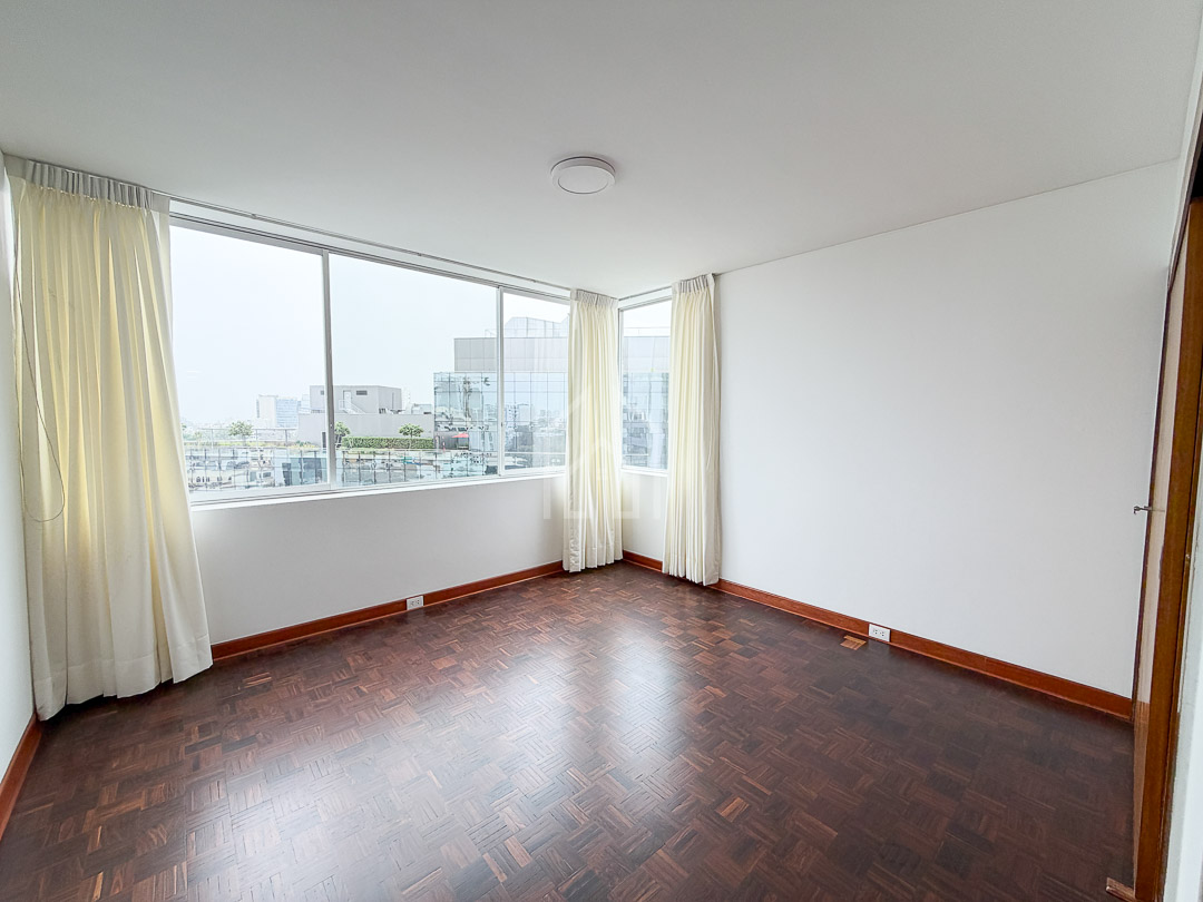 Departamento en venta o alquiler arequipa con santa cruz miraflores-27