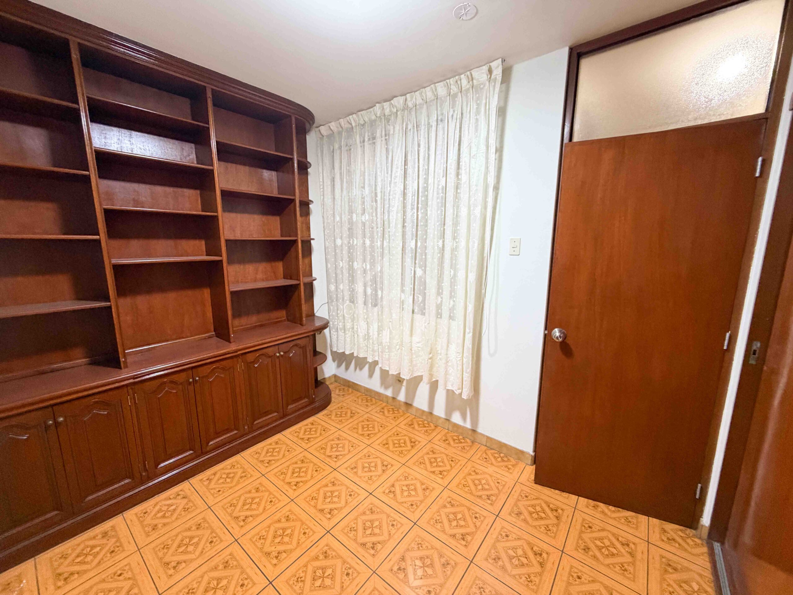 departamento en venta en surco cerca a estacion del tren-10