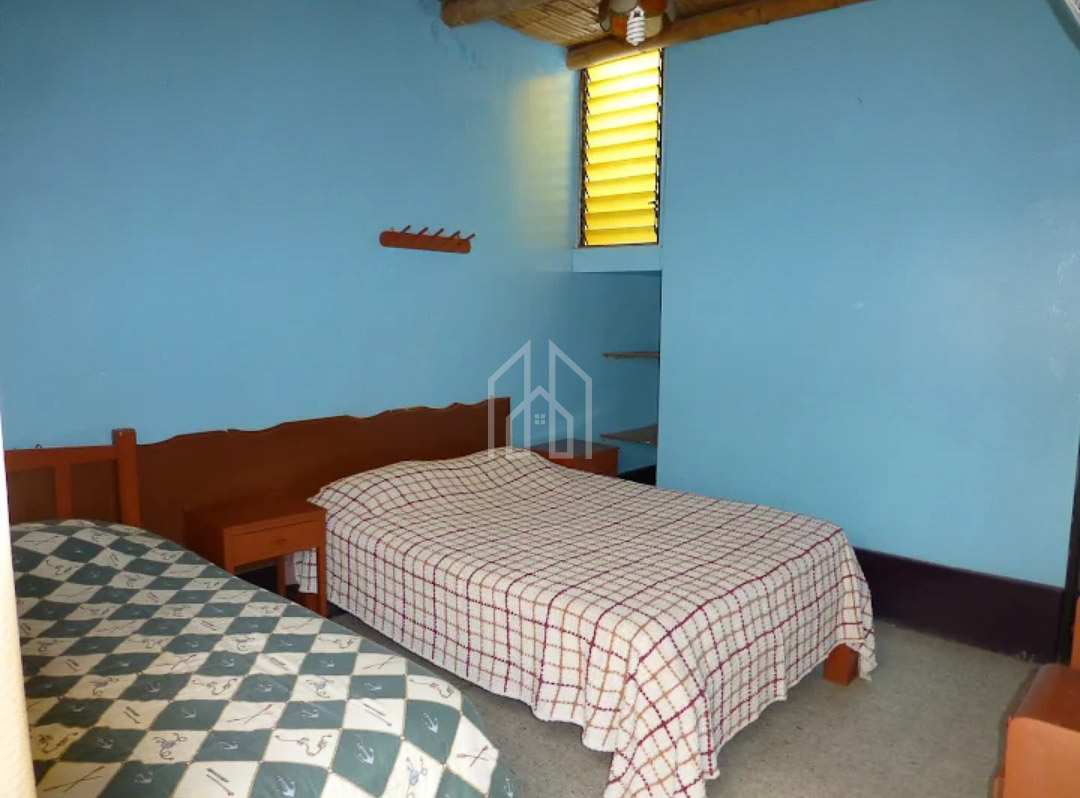hostal en venta en cerro azul canete-15