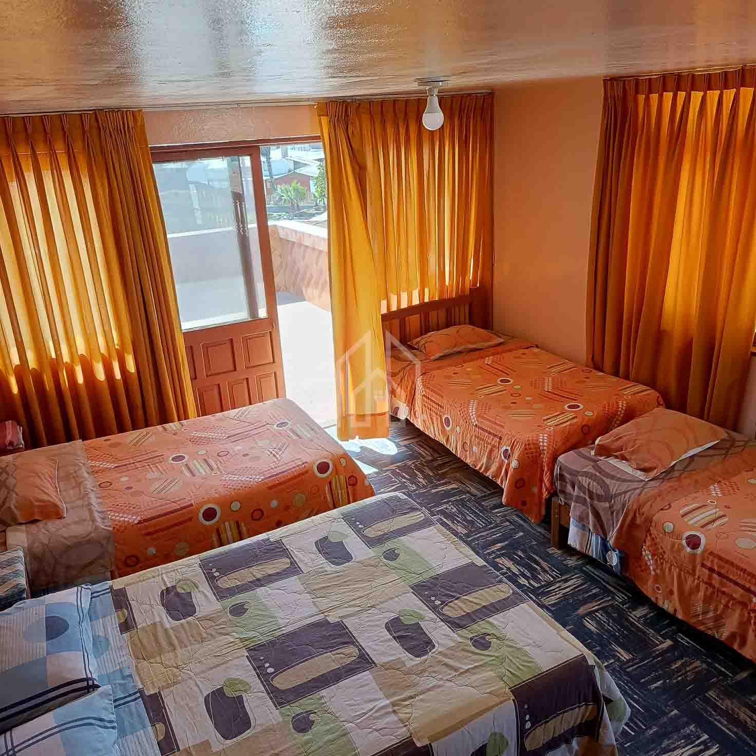 hostal en venta en cerro azul canete-21