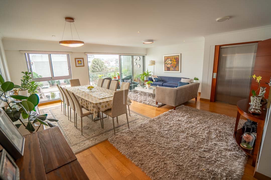 Departamento en venta en surco chacarilla HLobo-2