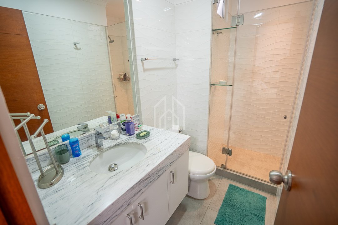 Departamento en venta en surco chacarilla HLobo-20
