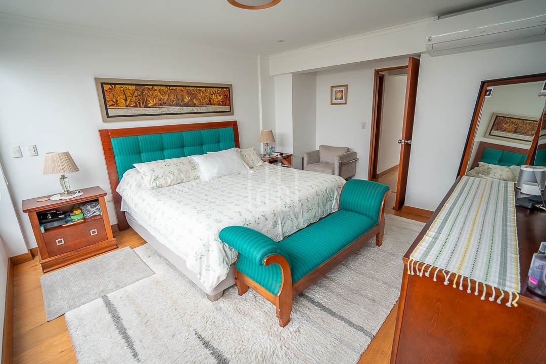 Departamento en venta en surco chacarilla HLobo-27