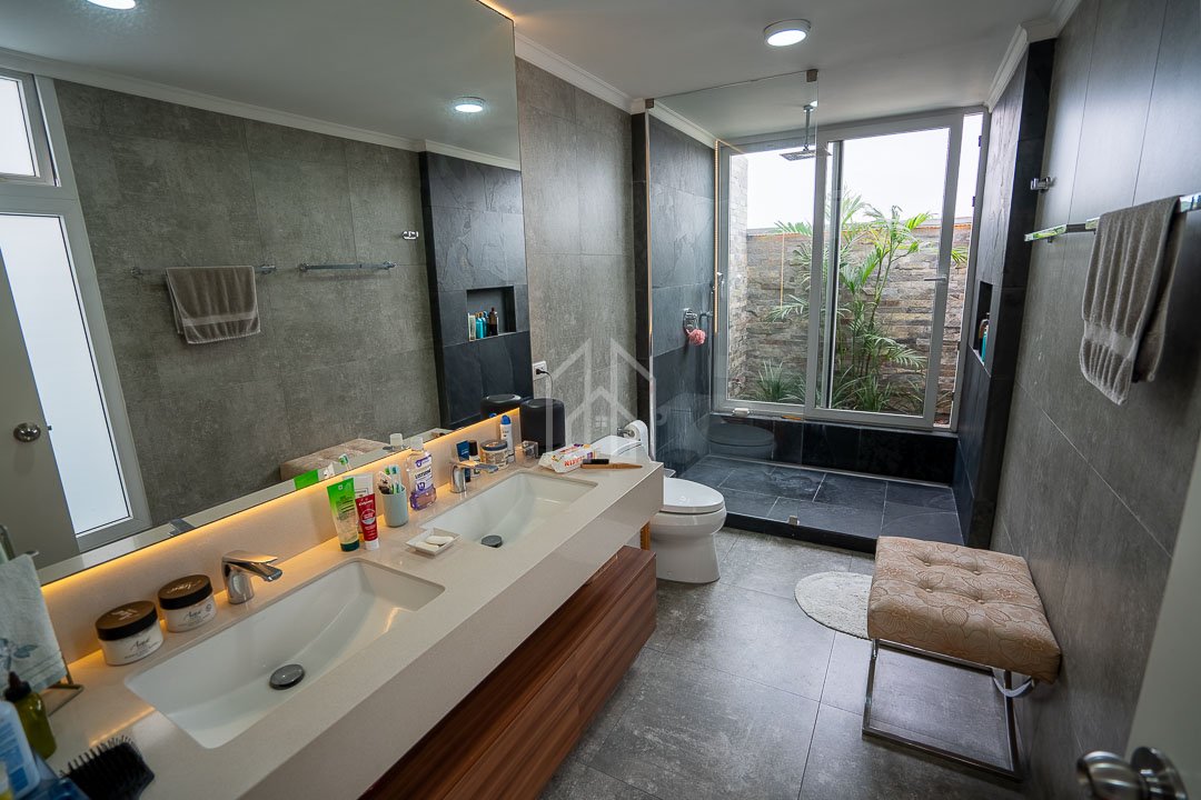 Departamento en venta en surco chacarilla HLobo-31