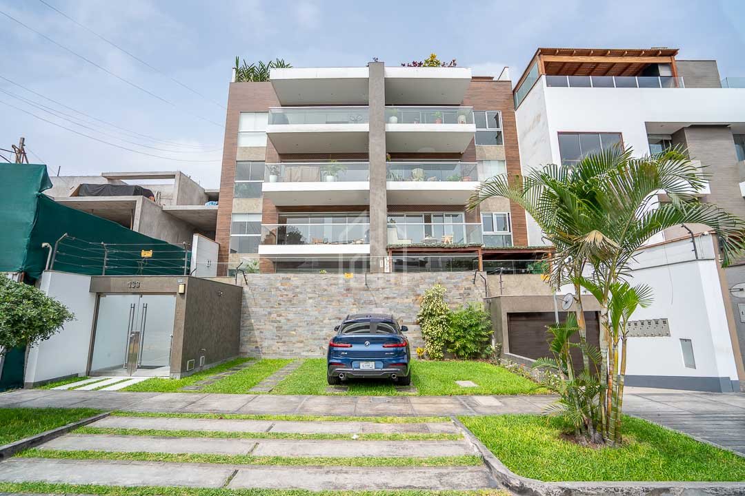 Departamento en venta en surco chacarilla HLobo-45