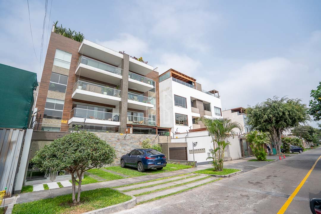 Departamento en venta en surco chacarilla HLobo-46