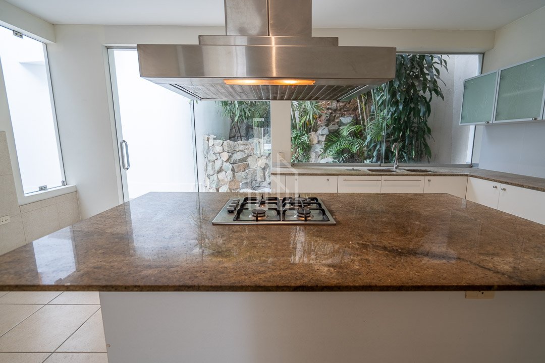 casa en venta condominio britanico surco-16