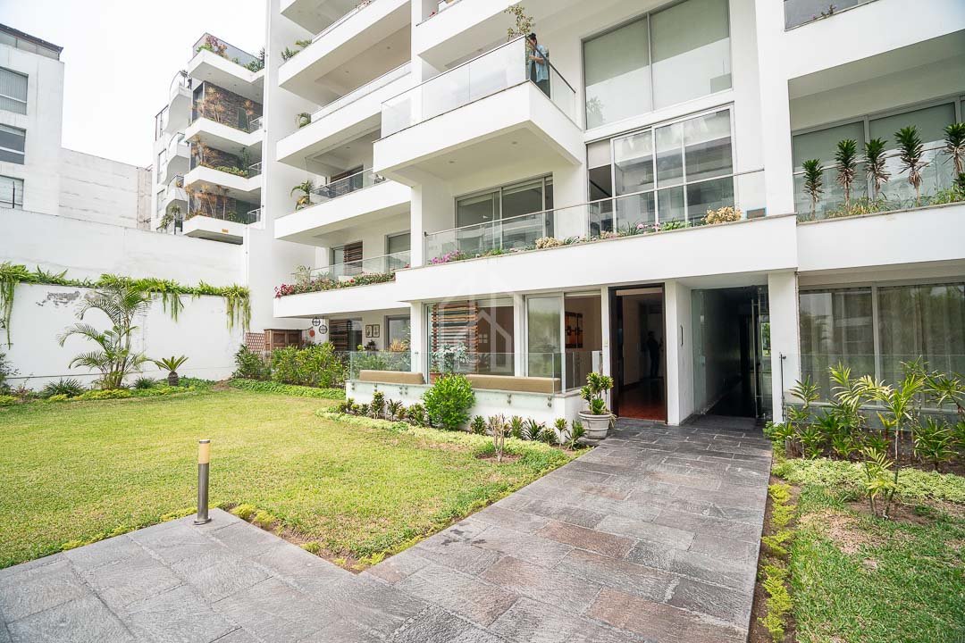 departamento en venta golf los incas surco-30