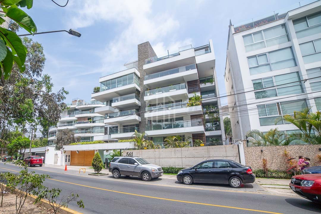 departamento en venta golf los incas surco-45